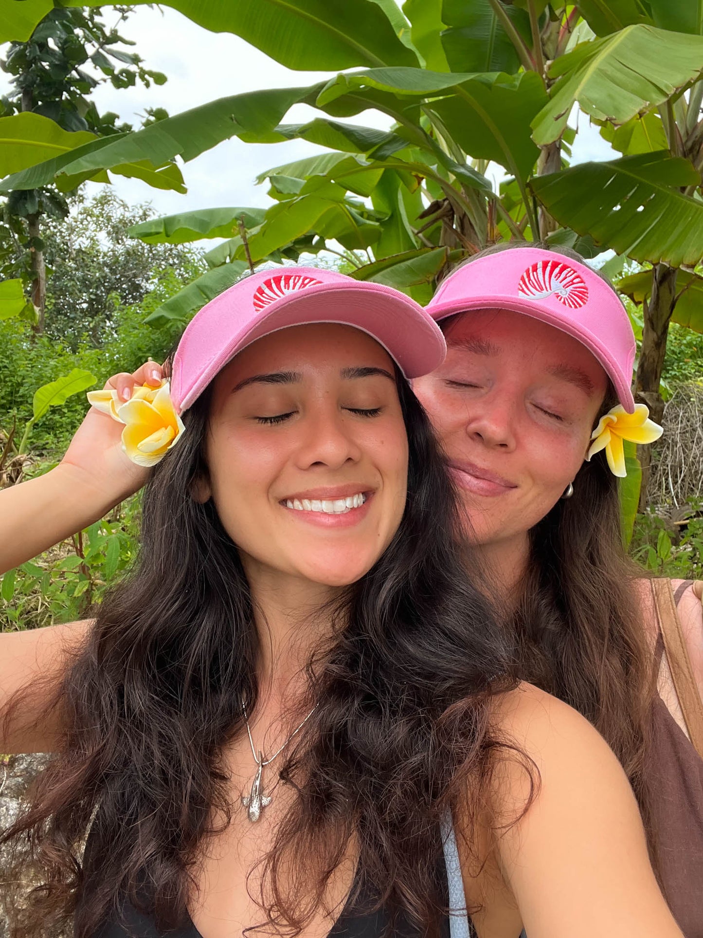 PINK NAUTILUS VISOR