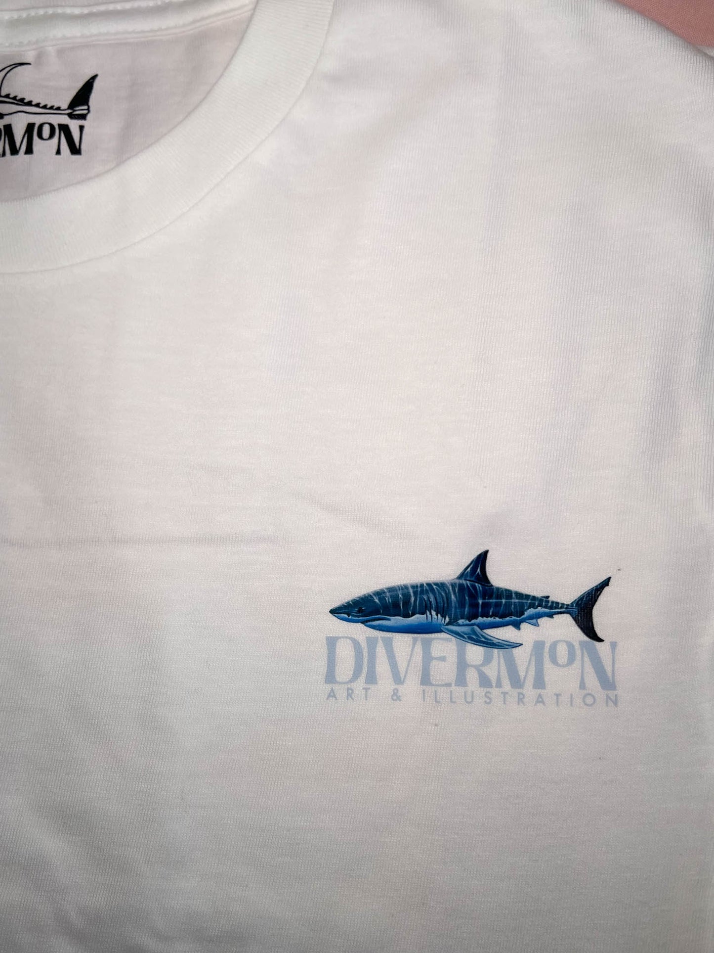 SHARKS UNISEX T-SHIRT