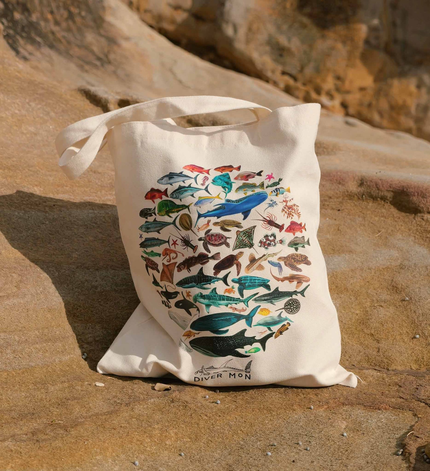 WORLDS OCEAN TOTE BAG