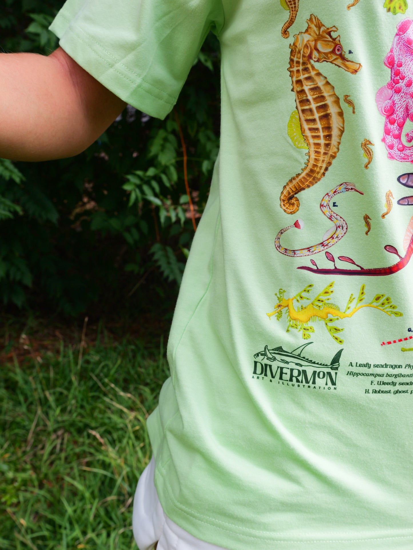 Seahorse t-shirt full view Divermon Art ocean illustration