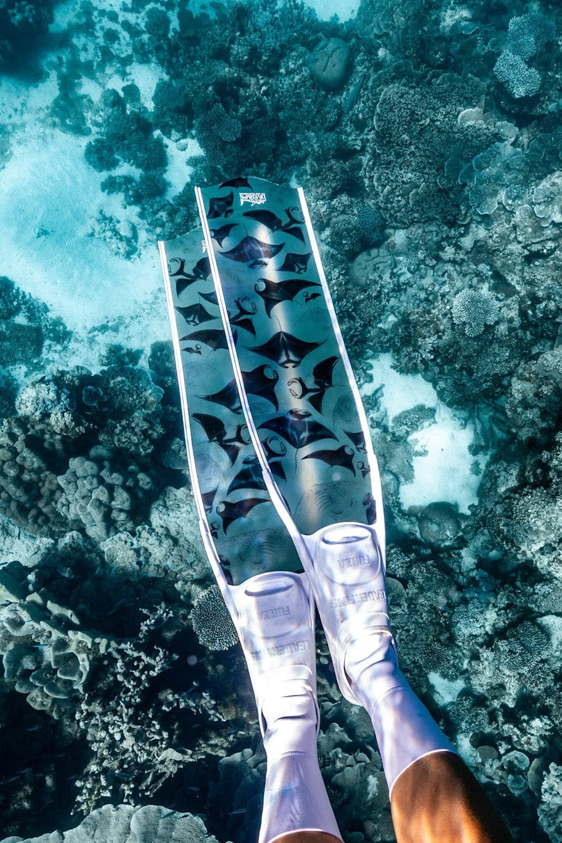 MANTA FIN WHITE (NON-MIRRORED)