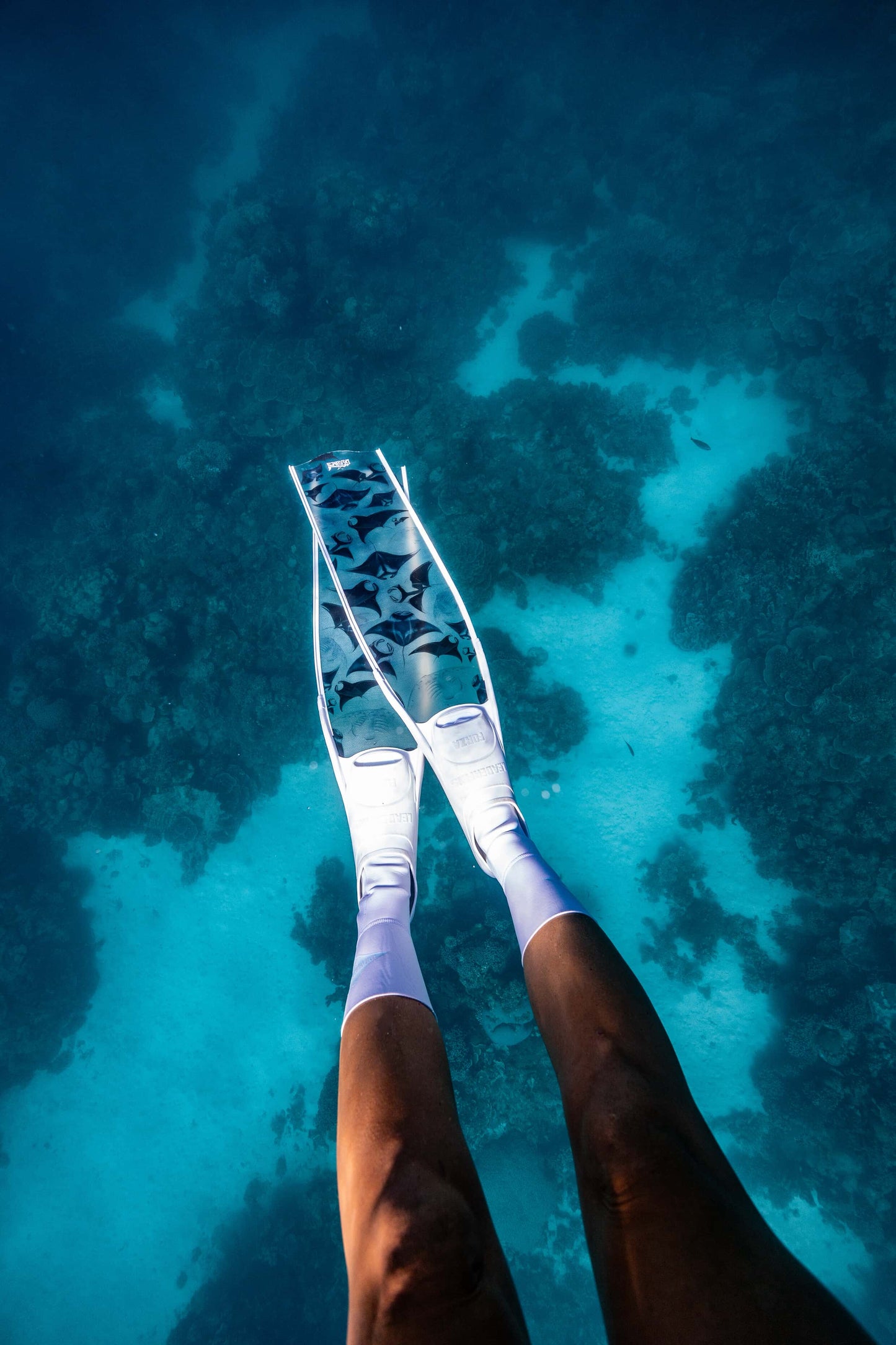 WHITE DIVE SOCK 2MM
