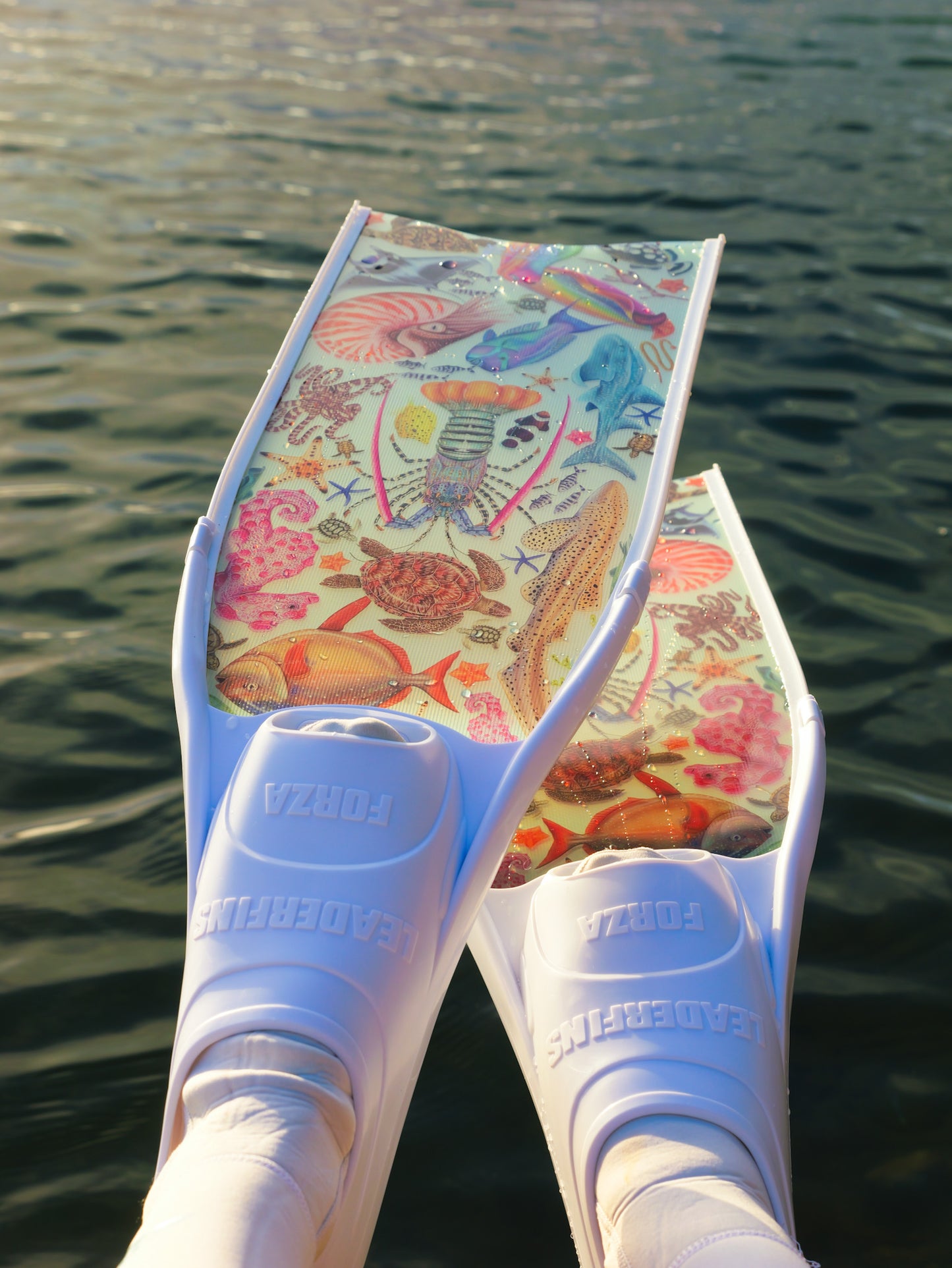 SHORT FINS RAINBOW WHITE