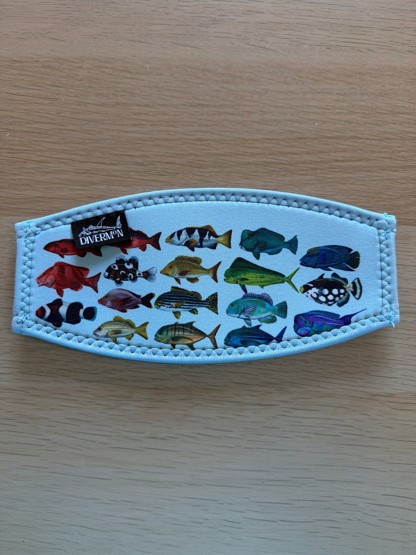 (DISCOUNTED BOTH SIDE FAULTY) RAINBOW FISH NEOPRENE MASK TAMER