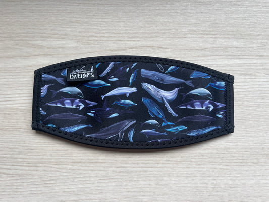 DISCOUNTED (FAULTY) BLACK CETACEAN NEOPRENE MASK TAMER