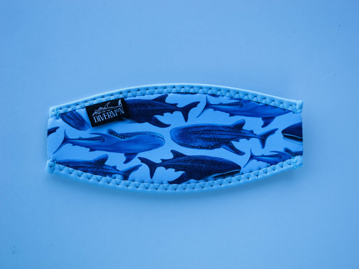 WHALE SHARK BLUE MASK TAMER
