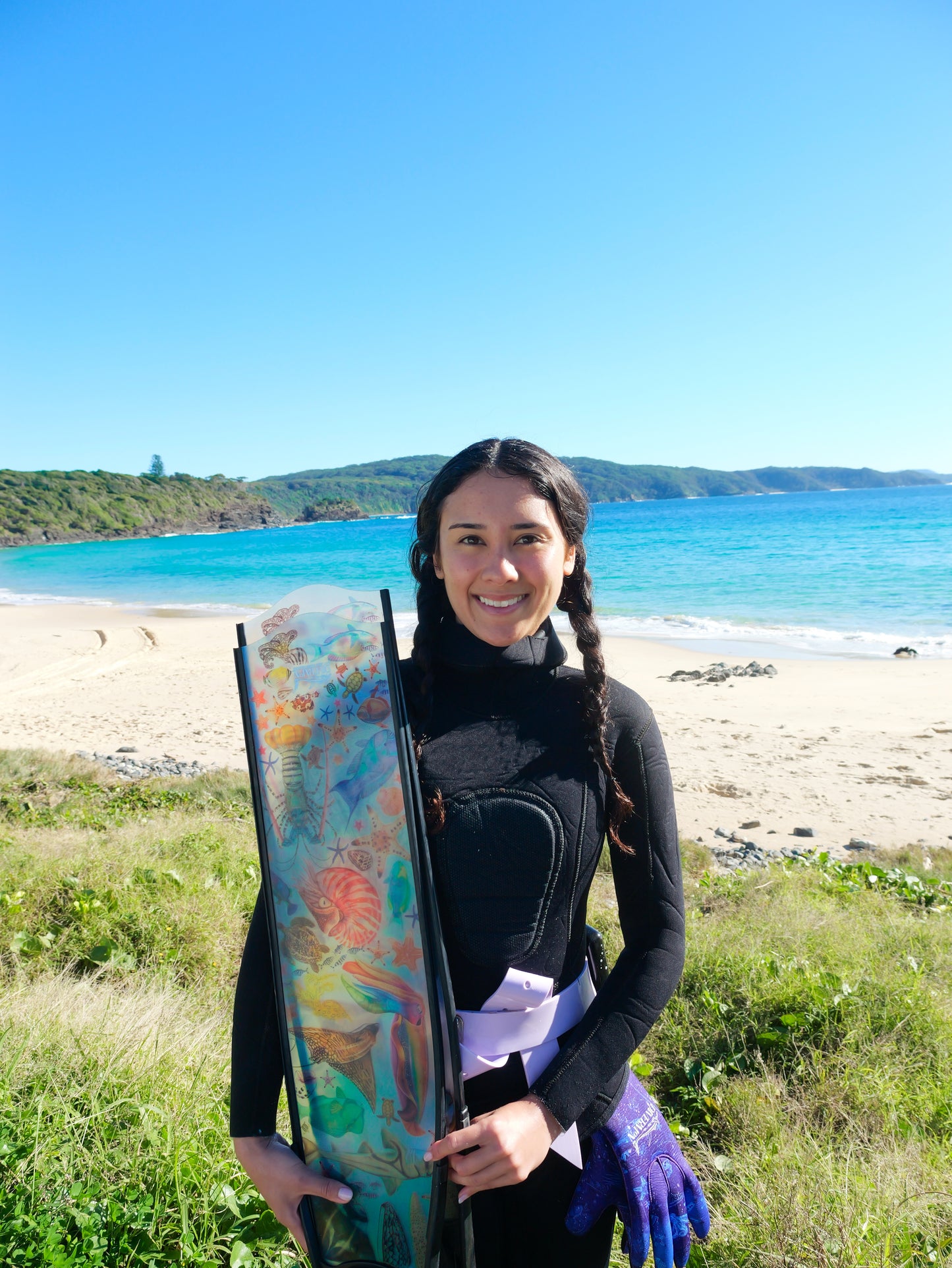 Rainbow Black freediving fins side view Divermon marine life pattern