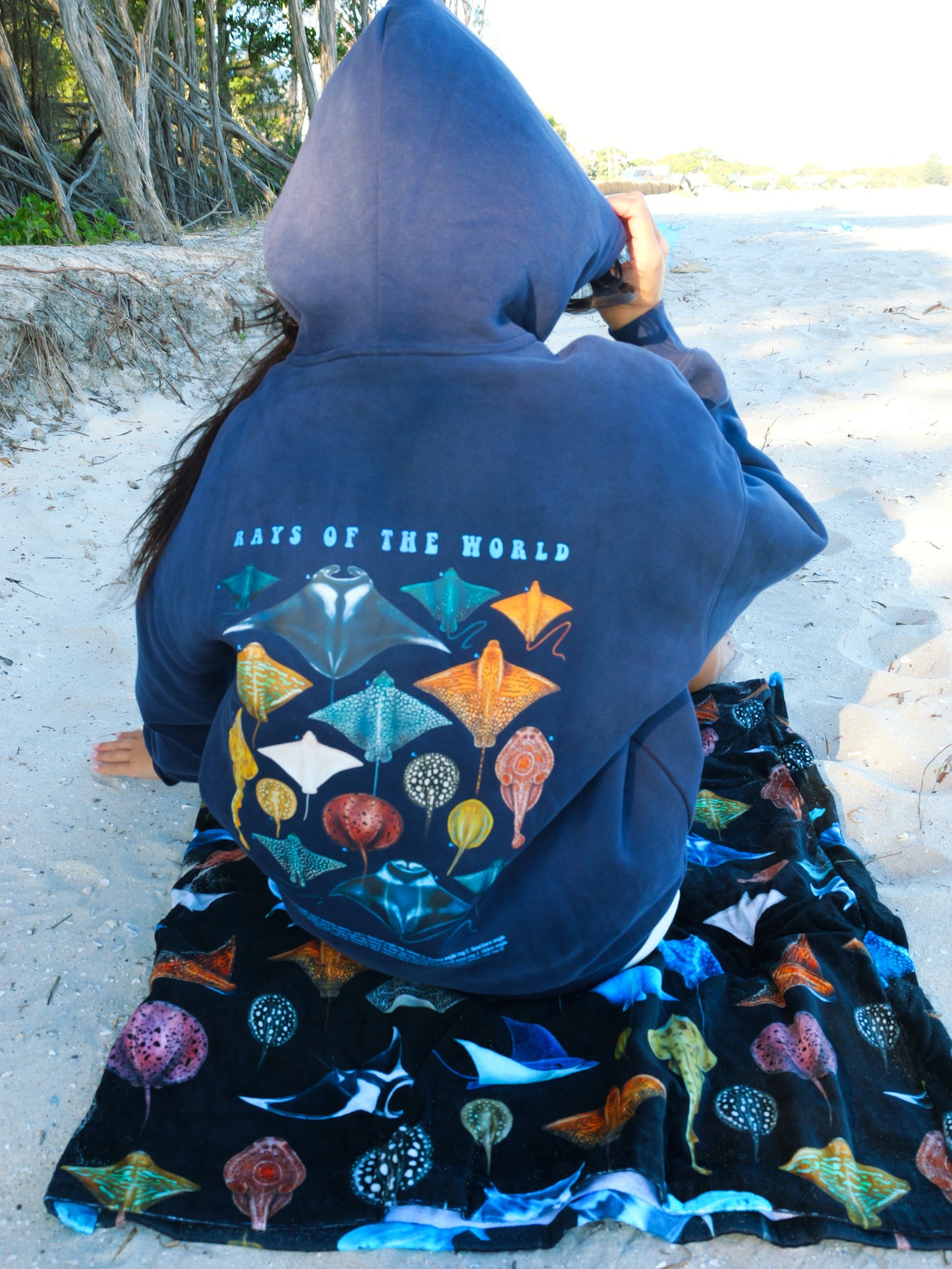 RAYMIX NAVY HOODIE UNISEX