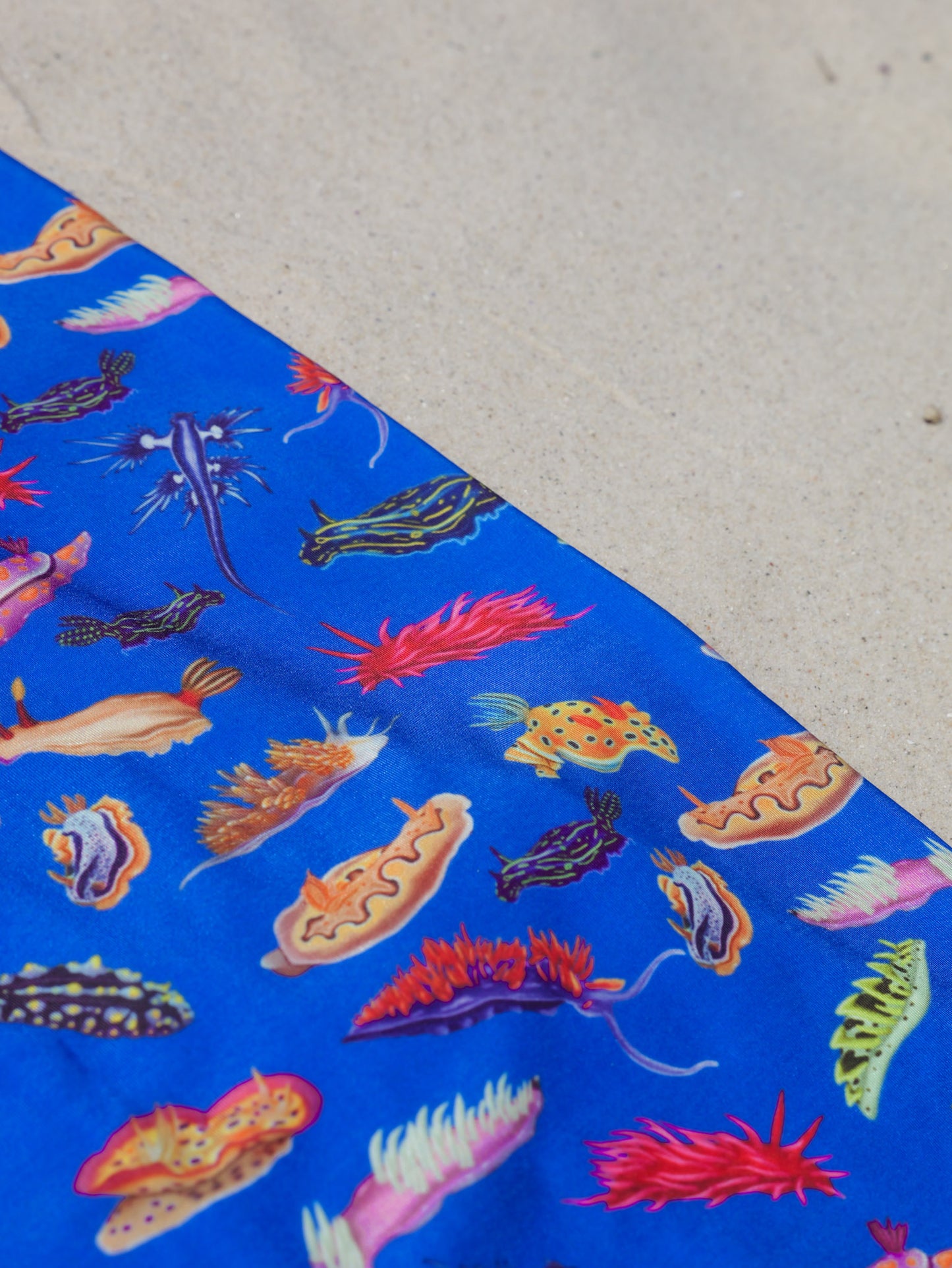 NUDIBRANCH BLUE UV GAITER HEADWEAR