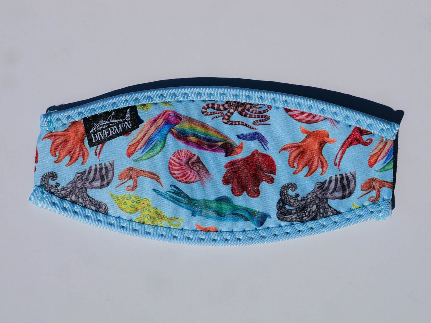 CEPHALOPOD MASK TAMER
